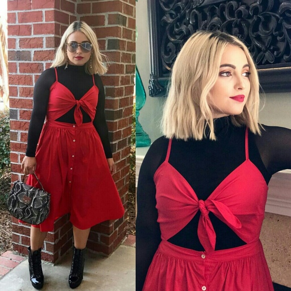 🆕🌱 GIANNI BINI Cutout Tie Front Dress - Picture 6 of 8